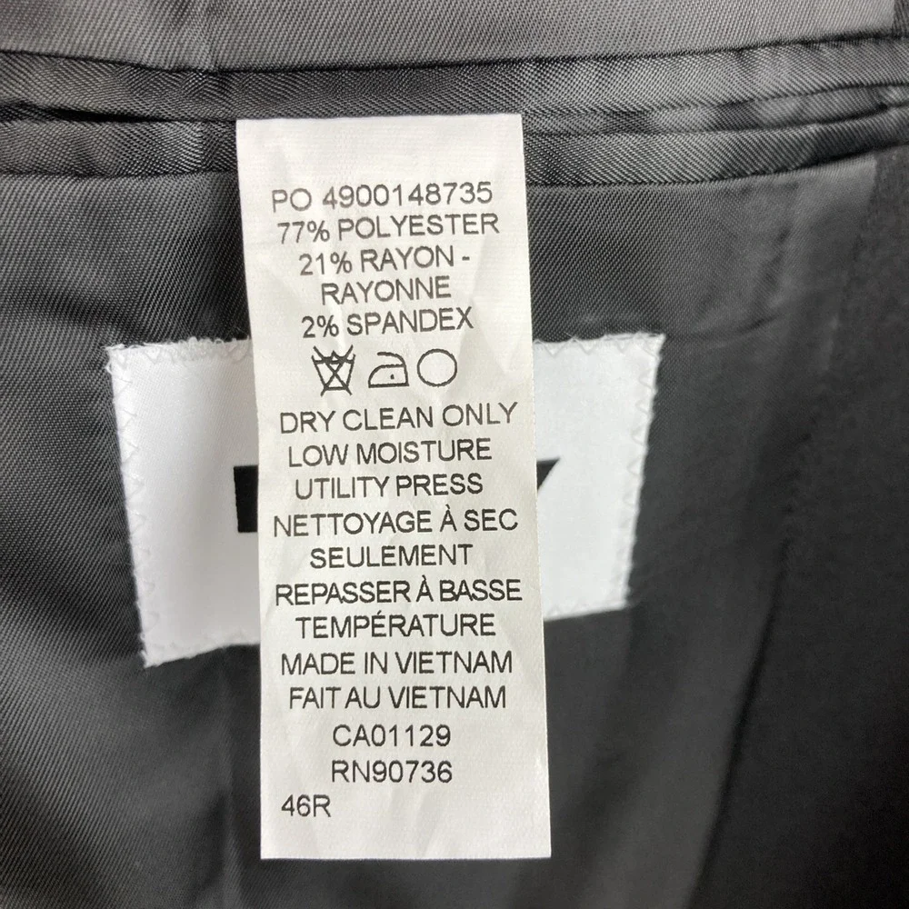 DKNY Men's Modern Fit Nested 2-piece Suit Black 46R Pants 39Wx32L